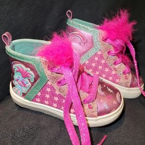 Trolls shoes size 9 toddler